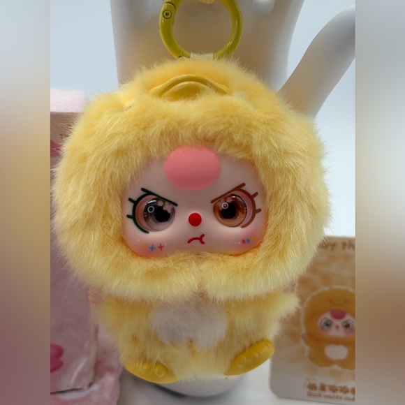 BABY THREE Mini plush keychain series - {Duck Wants Cuddles}- NWT/CONFIRMED. - Picture 2 of 6